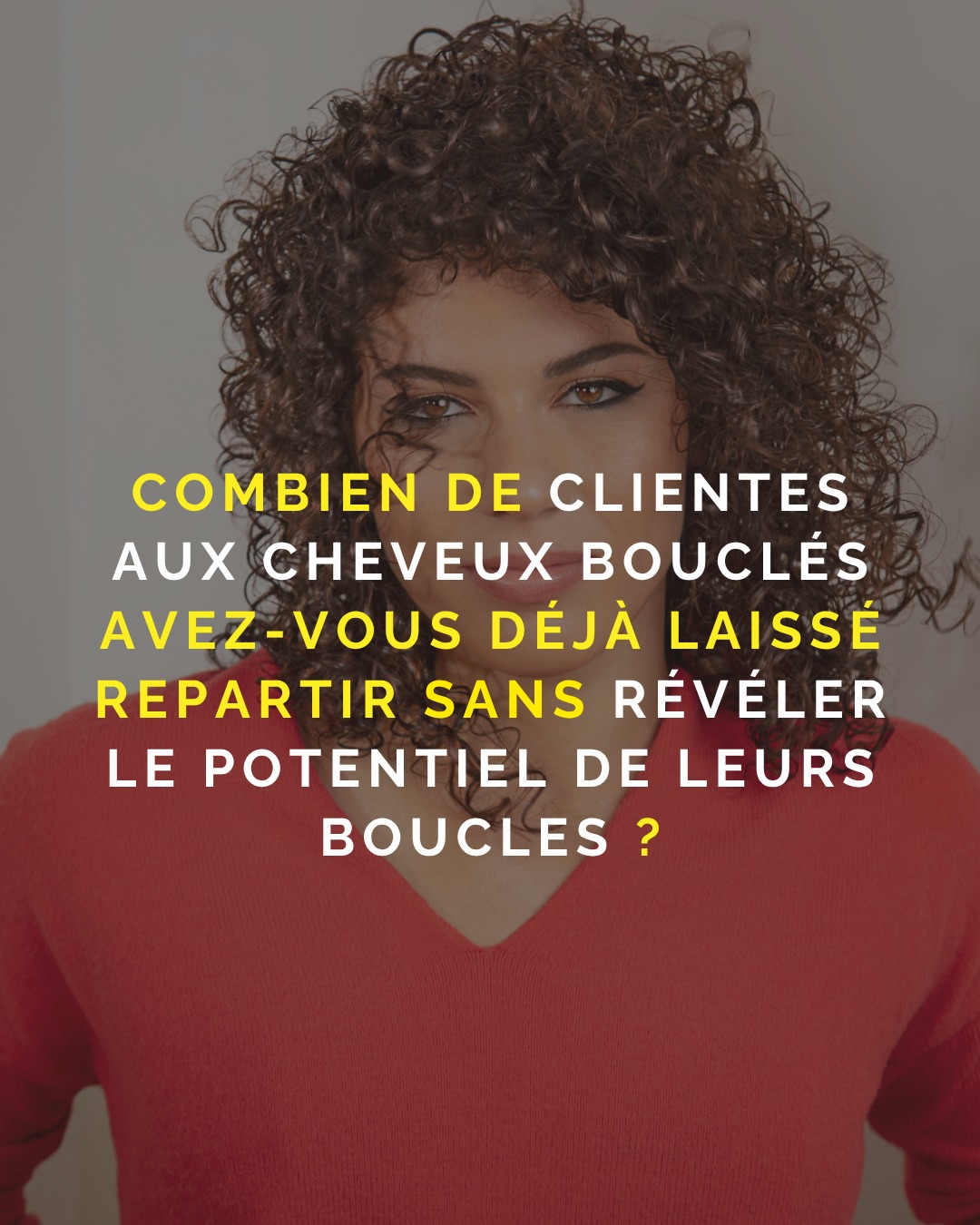 Les cheveux bouclés ne se coupent pas comme les cheveux raides. Pourtant, cette technique n'est presque jamais…